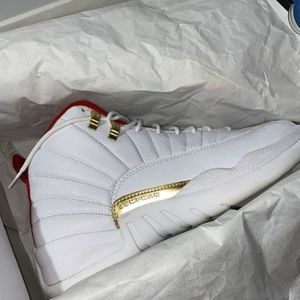 Jordan 12 Retro size 11
